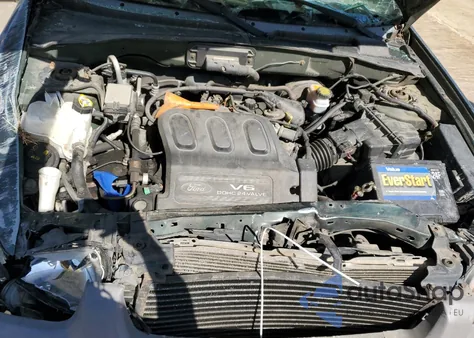 2002 Ford Escape Xls from USA, damaged, VIN 1FMYU01162KB00170